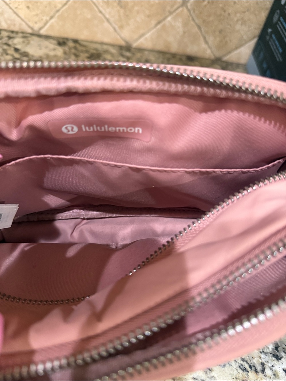 lululemon athletica Dusty Pink Crossbody Camera Bag - Picture 8 of 8